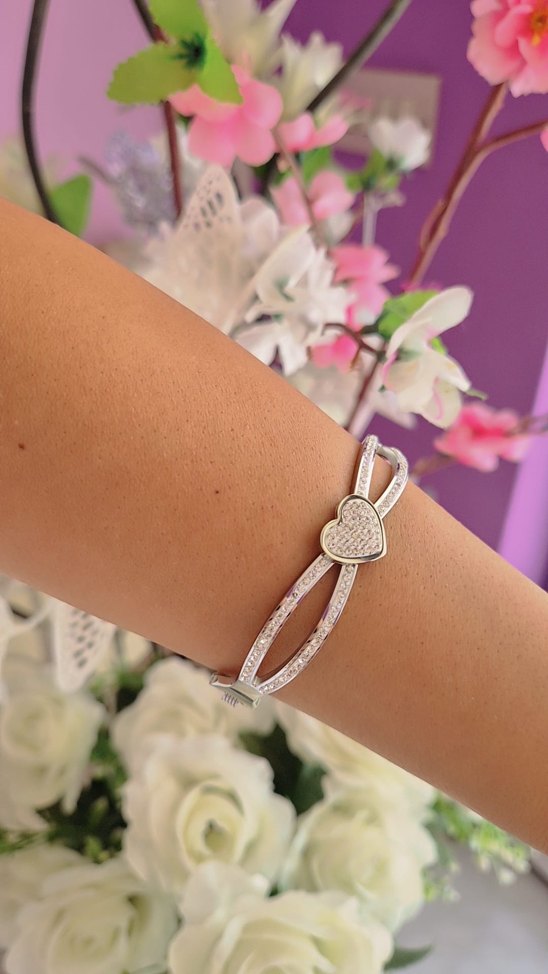 Bracciale Rigido con cuore e punti luce